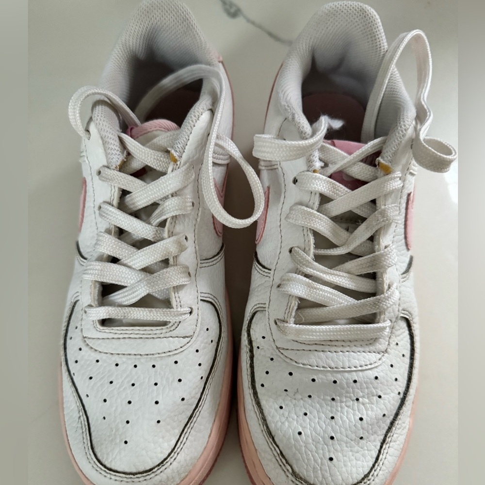 Nike Air Force White/Elemental Pink/Medium Soft Pink/Pink Foam Size 5.5